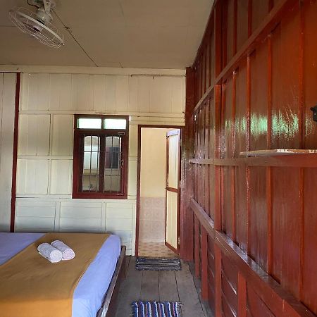 Souksanh Guesthouse Ban Donsom Exterior foto